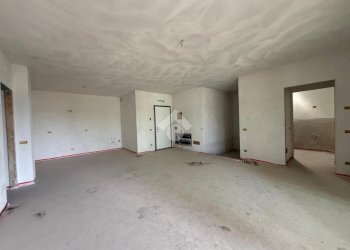 Quadrilocale Via Luigi Walpot, Reggio nell'Emilia - foto 8