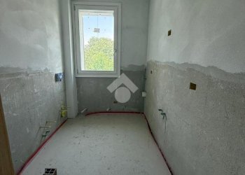 Quadrilocale Via Luigi Walpot, Reggio nell'Emilia - foto 17
