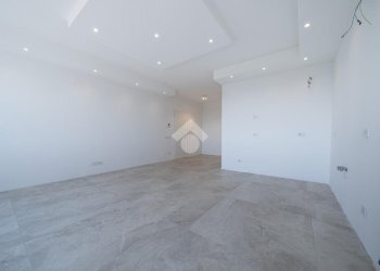 Quadrilocale Viale Monte Grappa, Reggio nell'Emilia - foto 4