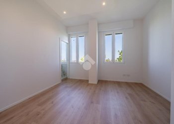 Quadrilocale Viale Monte Grappa, Reggio nell'Emilia - foto 10