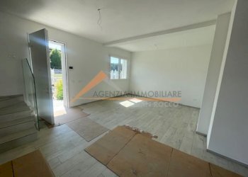 Villa Trifamiliare Ravenna (zona Borgo Nuovo) - foto 1