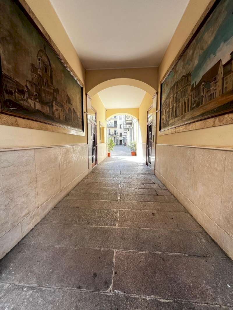 Two-room apartment corso GENOVA 25, Milano (neighborhood Ticinese) - photo 2