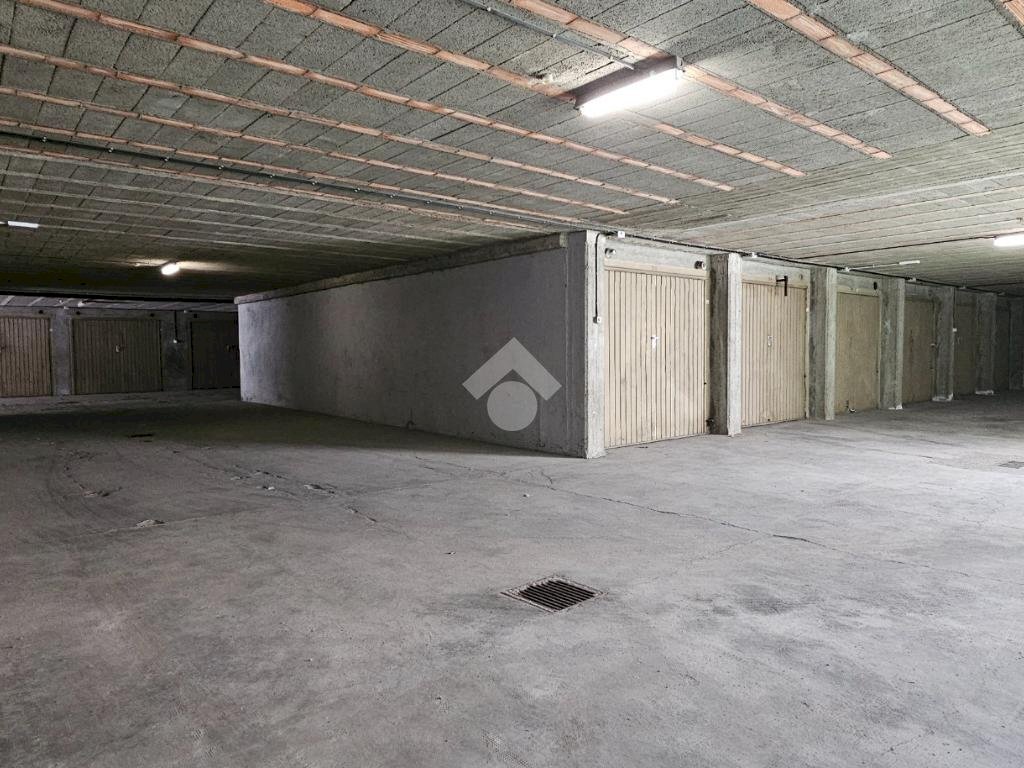 Box via Monte Emilius, Aosta - photo 3