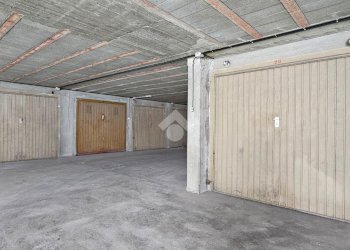 Box via Monte Emilius, Aosta - foto 4
