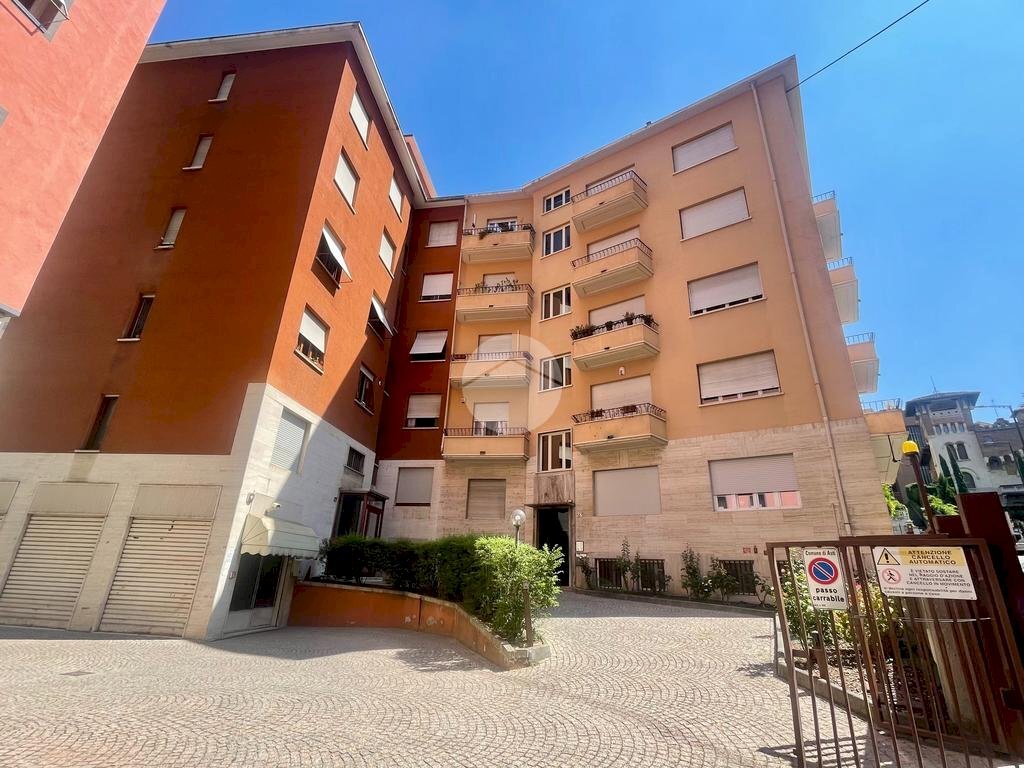 Ufficio Corso Milano, Asti - foto 1
