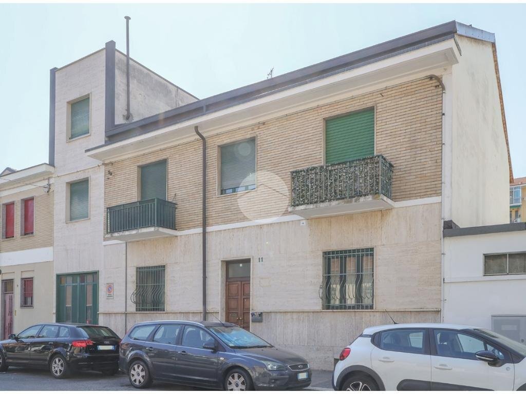 Two-room apartment Via Slataper, Torino (neighborhood Lucento) - photo 2