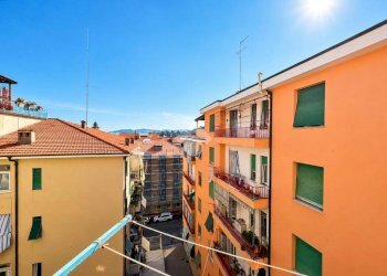 Trilocale Via San Lorenzo, Savona - foto 2
