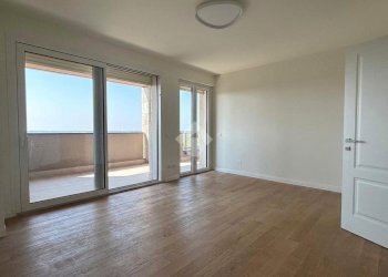 Three-room apartment Via S. Rocco, Segrate - photo 9