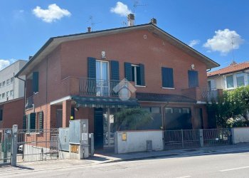 Villa a Schiera Via fiume Montone Abbandonato, Ravenna - foto 3