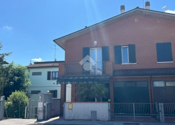 Villa a Schiera Via fiume Montone Abbandonato, Ravenna - foto 5
