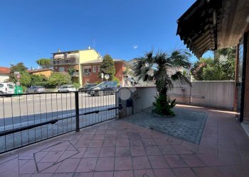 Villa a Schiera Via fiume Montone Abbandonato, Ravenna - foto 8