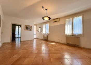 Villa a Schiera Via fiume Montone Abbandonato, Ravenna - foto 10