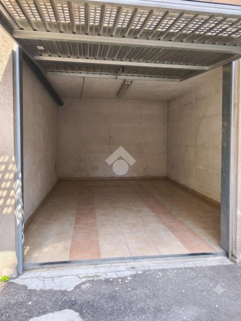 Box Via eritrea, Cormano - foto 1