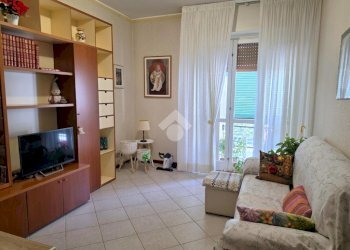 Three-room apartment Viale Fratelli Cervi, San Giuliano Milanese - photo 2