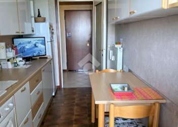 Three-room apartment Viale Fratelli Cervi, San Giuliano Milanese - photo 5