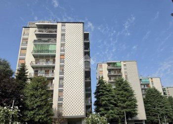 Three-room apartment Viale Fratelli Cervi, San Giuliano Milanese - photo 16