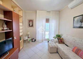 Three-room apartment Viale Fratelli Cervi, San Giuliano Milanese - photo 22