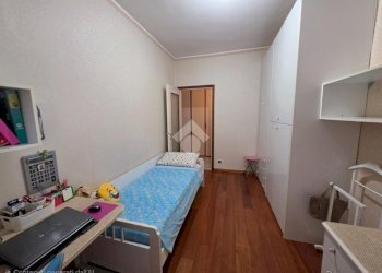 Three-room apartment Viale Fratelli Cervi, San Giuliano Milanese - photo 30