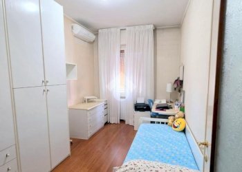 Three-room apartment Viale Fratelli Cervi, San Giuliano Milanese - photo 35
