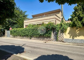 Villa Via S. Bernardo, Mesero - foto 20