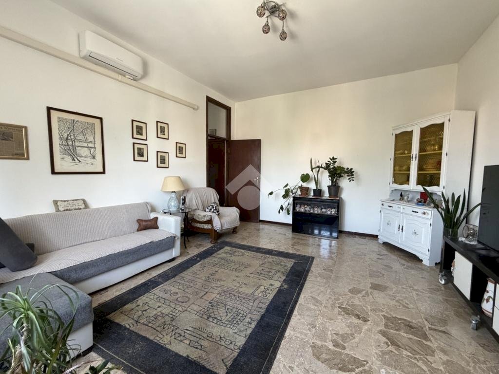 Three-room apartment Via Ezio Vanoni, Trezzo sull'Adda - photo 2
