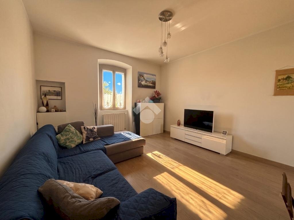 Three-room apartment Via E. Brasca, Trezzo sull'Adda - photo 2