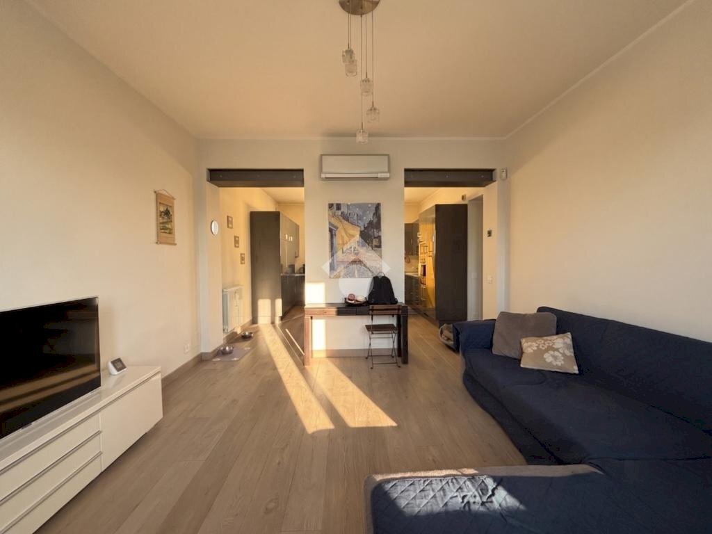Three-room apartment Via E. Brasca, Trezzo sull'Adda - photo 3