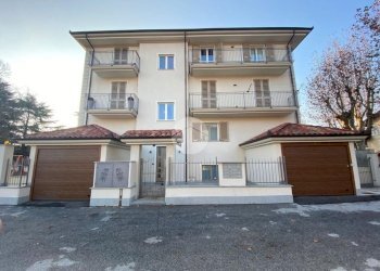 Two-room apartment Via Giuseppe Vaira, Cherasco - photo 1