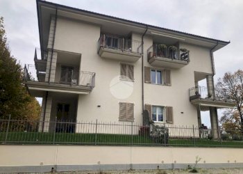 Two-room apartment Via Giuseppe Vaira, Cherasco - photo 3