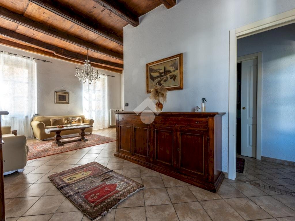 Two-room apartment Via del Seminario, Saluzzo - photo 3