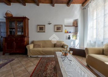 Two-room apartment Via del Seminario, Saluzzo - photo 10