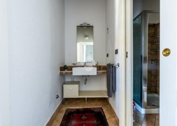 Two-room apartment Via del Seminario, Saluzzo - photo 12