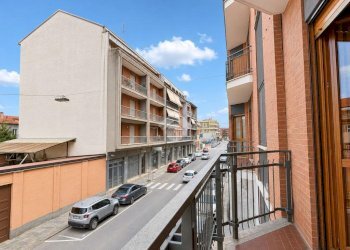 Three-room apartment Via Fratelli Carando, Bra - photo 3