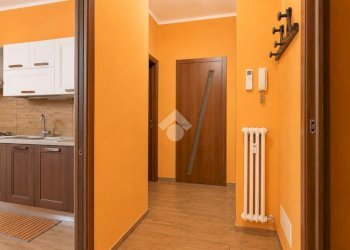 Three-room apartment Via Fratelli Carando, Bra - photo 4
