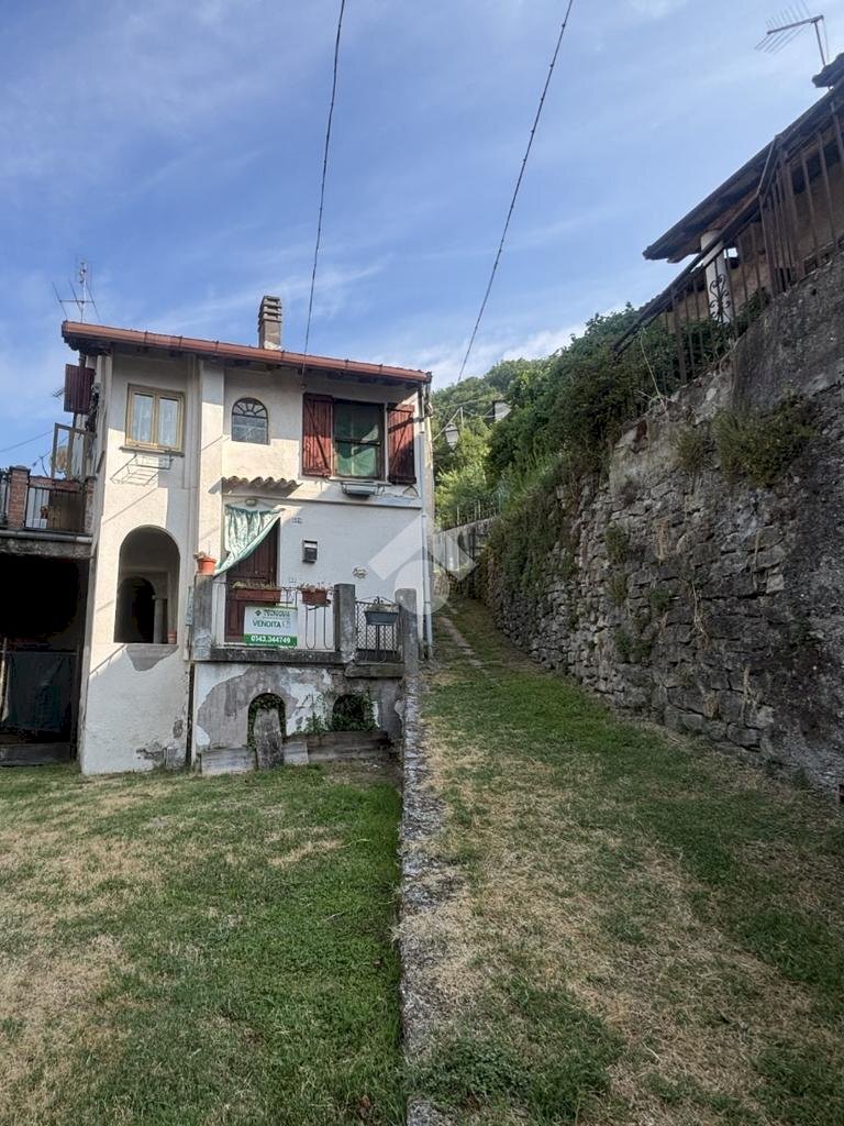 Semi-detached house Localita' S. Martino, Borghetto di Borbera - photo 1