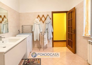 Foto 5 - Quadrilocale Via Dei Cassari
 
2, Savona - foto 5