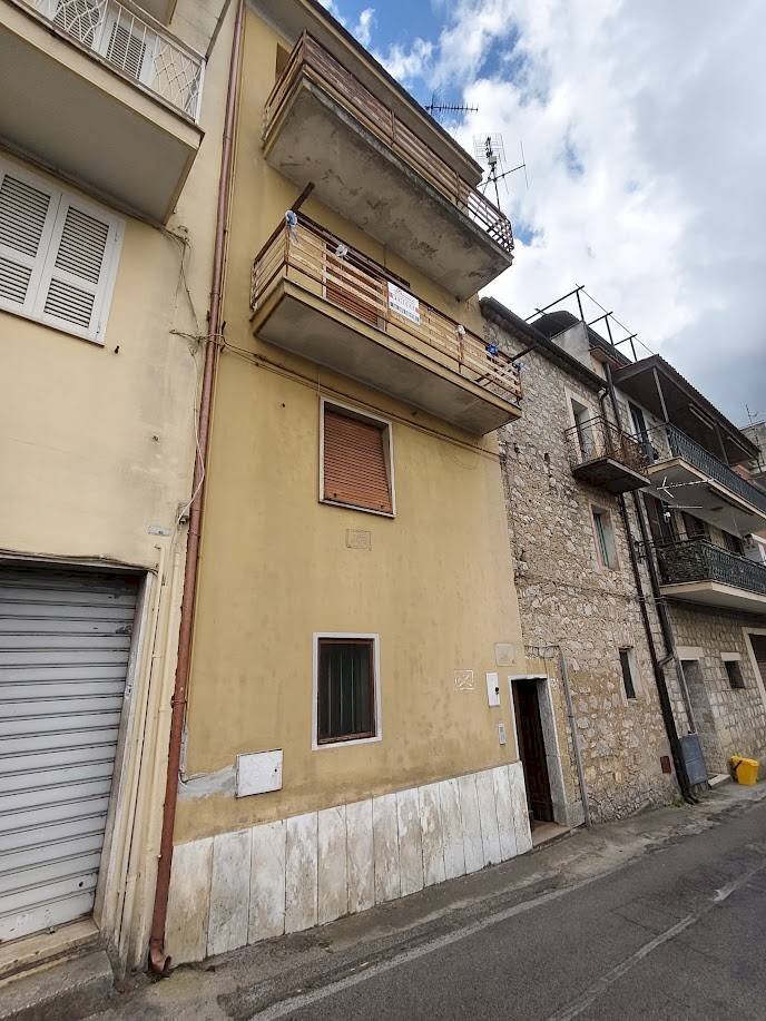 Foto 1 - Three-room apartment via arringo
 
snc, Sonnino - photo 1