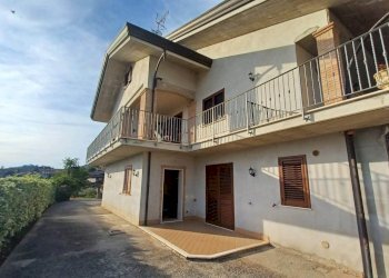 Foto 2 - Villa fontana di marco
 
16, Boville Ernica - foto 2