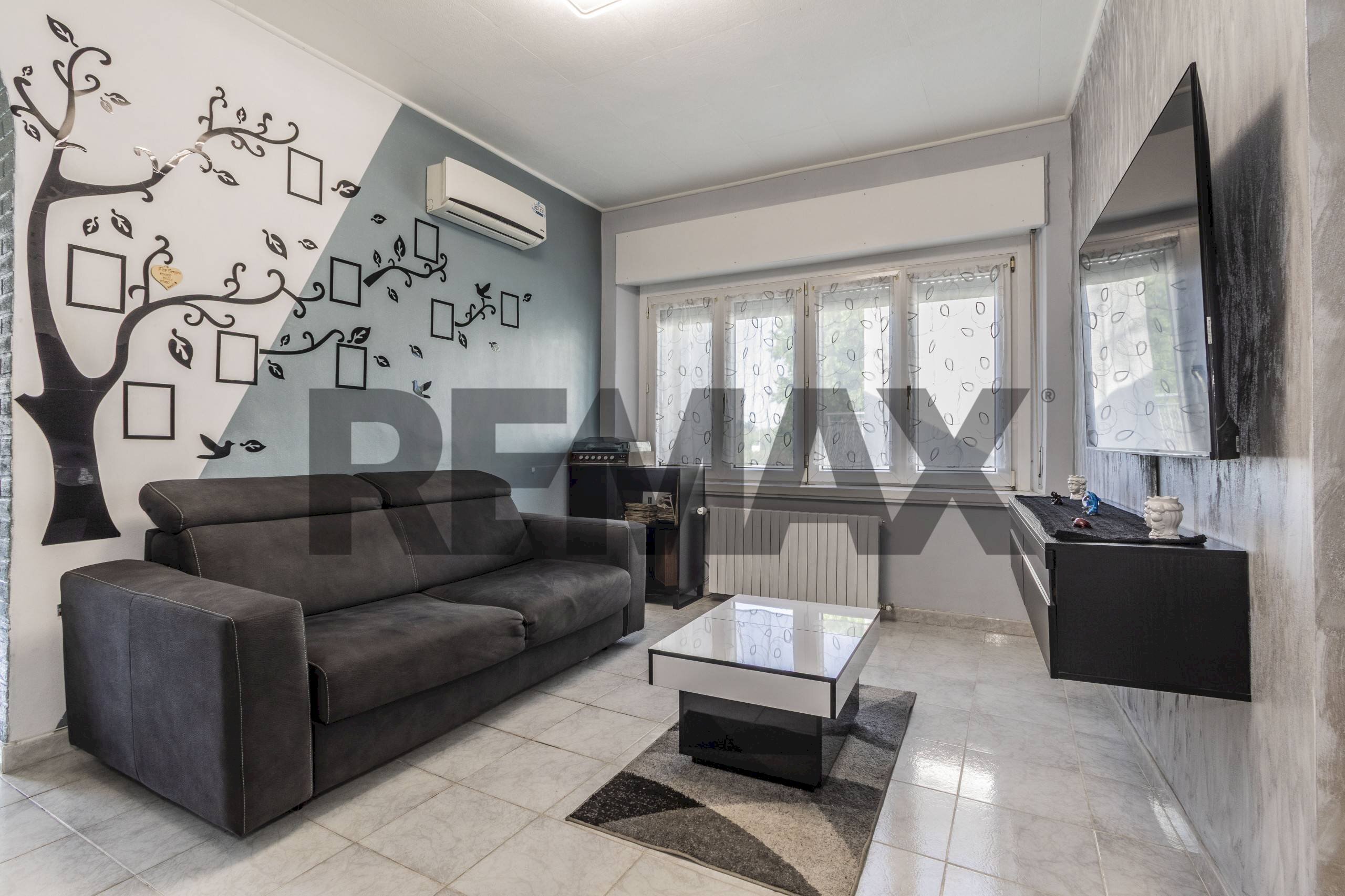 Soggiorno - Three-room apartment VIA BUTTI
 
26, Parabiago - photo 3