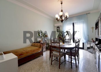 Sala da pranzo - Four-room apartment Giuseppe Di Vagno
 
7, Turi - photo 15