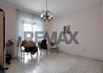 Soggiorno - Four-room apartment Giuseppe Di Vagno
 
7, Turi - photo 20