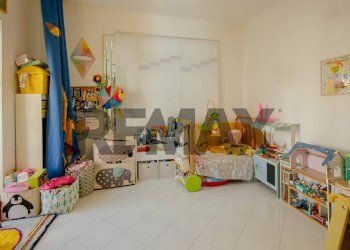 Camera / camera da letto - Independent house Via Gioberti
 
39-41-43, Bari - photo 3