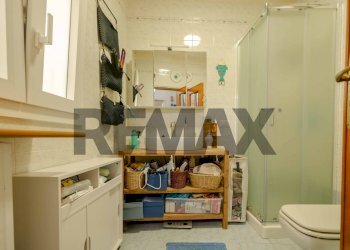 Bagno - Independent house Via Gioberti
 
39-41-43, Bari - photo 12