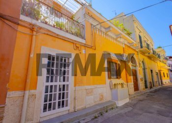 Edificio all\'aperto - Independent house Via Gioberti
 
39-41-43, Bari - photo 18