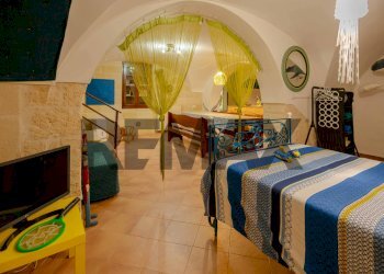 Camera / camera da letto - Independent house Via Gioberti
 
39-41-43, Bari - photo 21