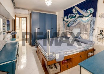 Camera / camera da letto - Independent house Via Gioberti
 
39-41-43, Bari - photo 9