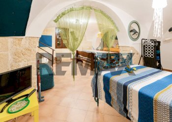 Camera / camera da letto - Independent house Via Gioberti
 
39-41-43, Bari - photo 23