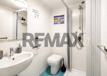 Bagno - Independent house Via Gioberti
 
39-41-43, Bari - photo 25