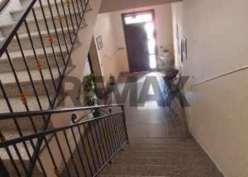 Scale - Apartment Via Bartolomeo Augugliaro
 
1, Trapani - photo 23