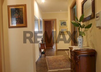 Hall / corridoio - Apartment Via Bartolomeo Augugliaro
 
1, Trapani - photo 28